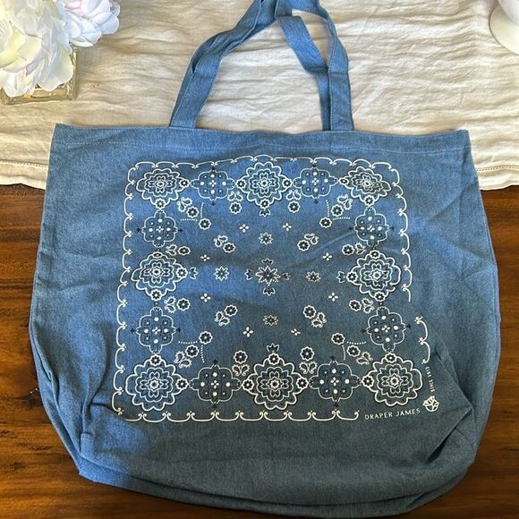 Draper James Bandana Tote new no tags - Picture 1 of 8